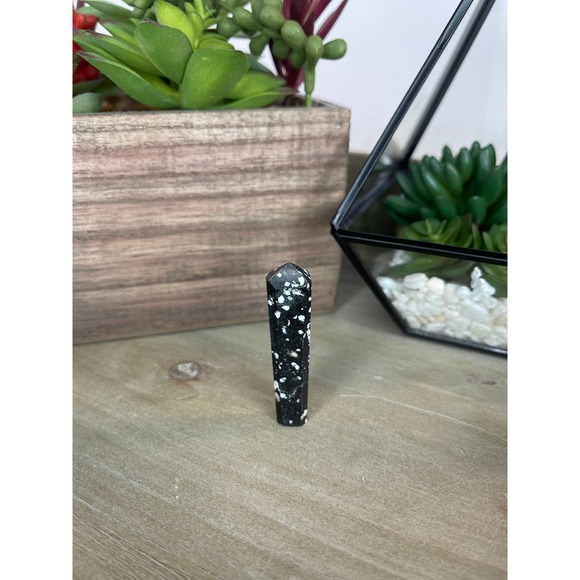 Snowflake Obsidian Mini Tower Self Standing Pencil Point Crystal - Picture 1 of 4